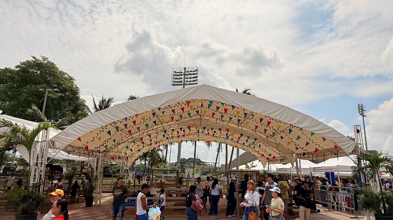CARPAS HANGARES EN CARTAGENA